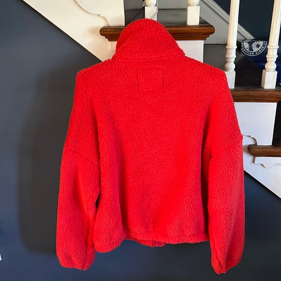 American Eagle NEW Bear Hug Zip up Women's Sherpa Jacket in Flame Red Sz M - Picture 7 of 13